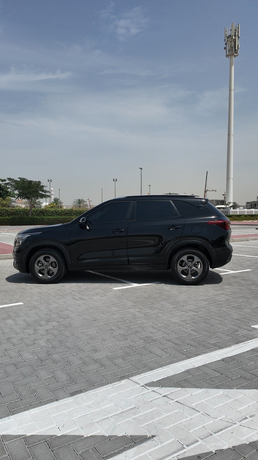 
								2021 Kia Seltos LX full									