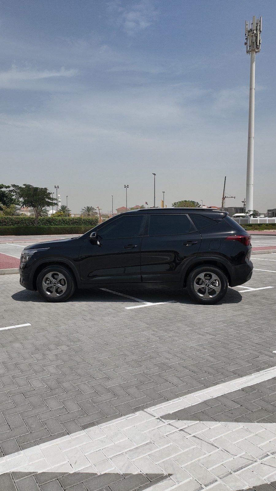 
								2021 Kia Seltos LX full									