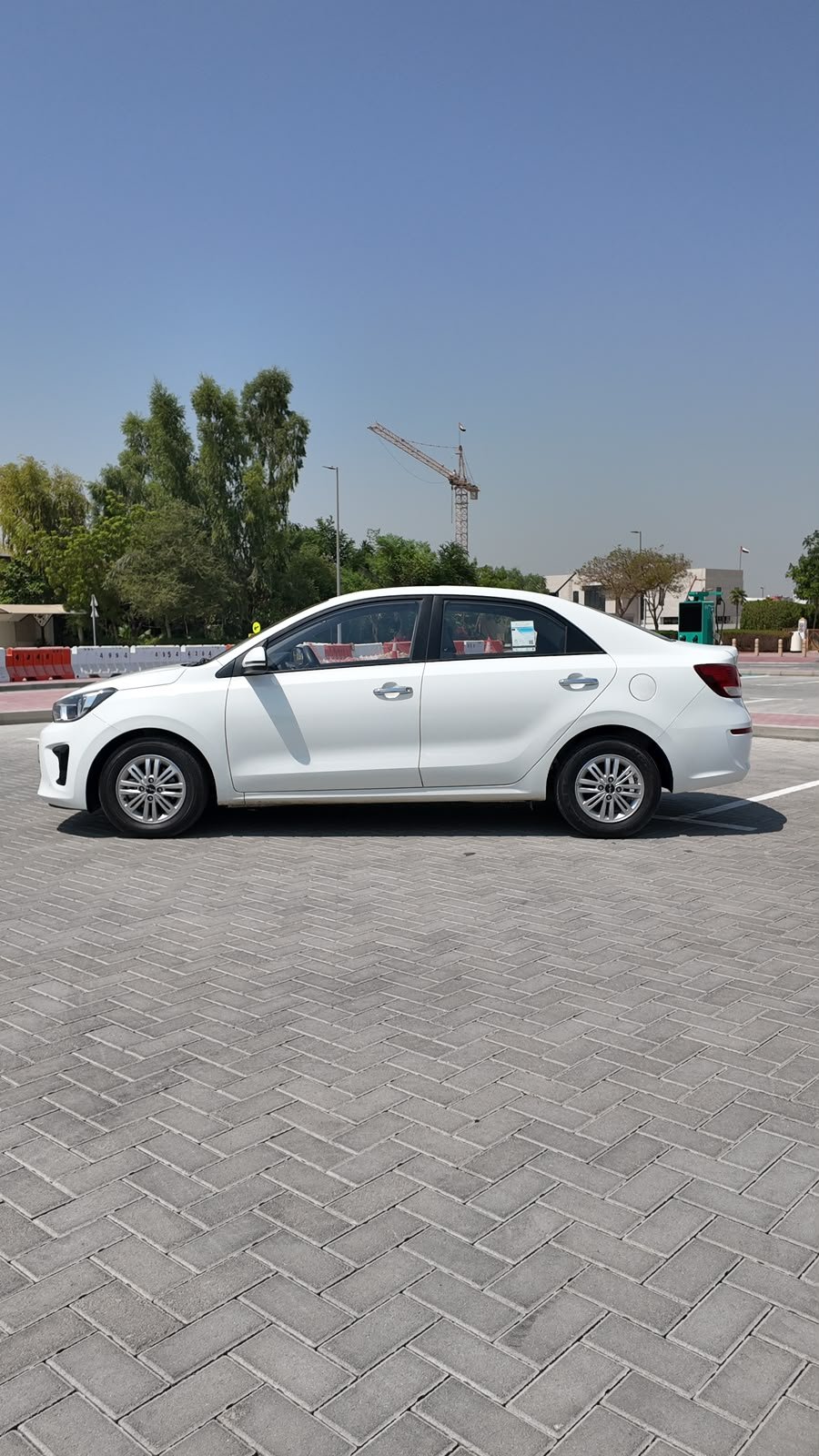 
								2023 Kia Pegas full									