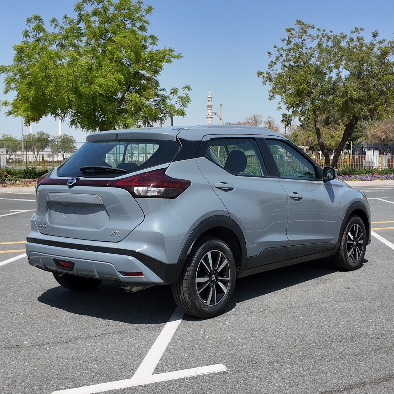
								2023 Nissan Kicks Sv full									