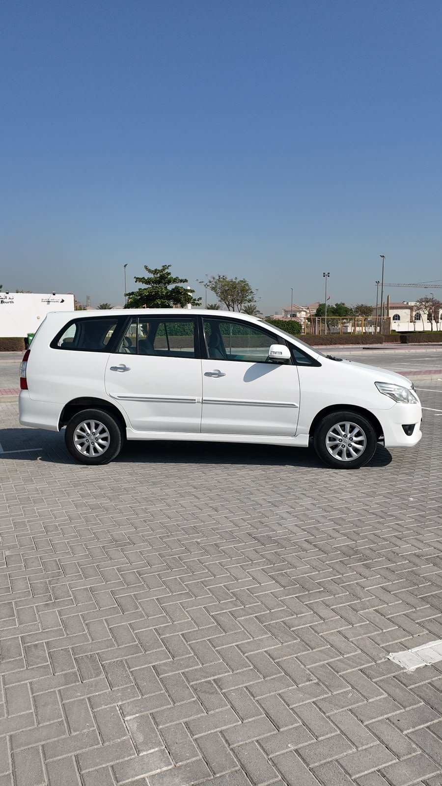 
								2013 Toyota Innova Gx full									