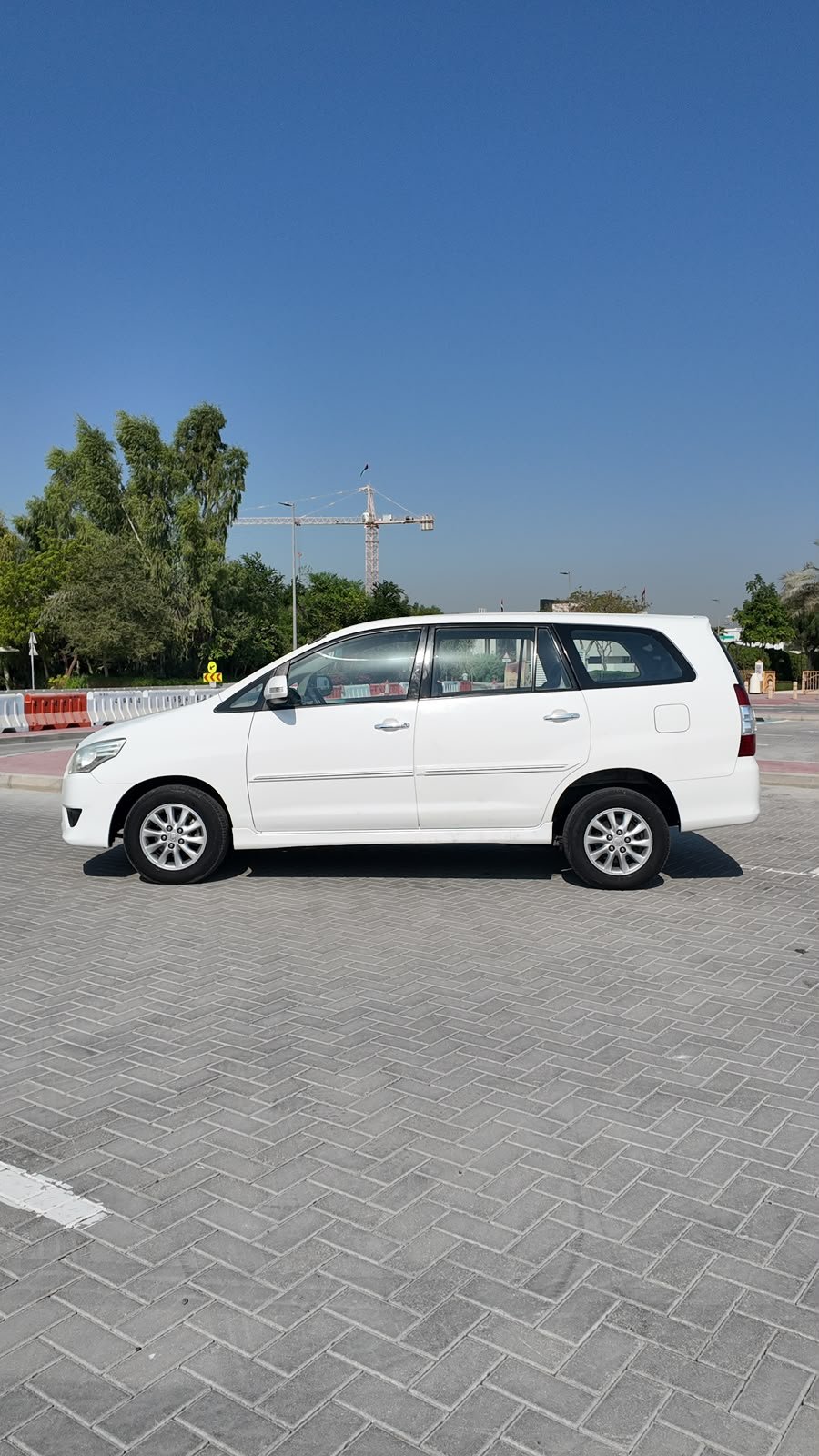 
								2013 Toyota Innova Gx full									
