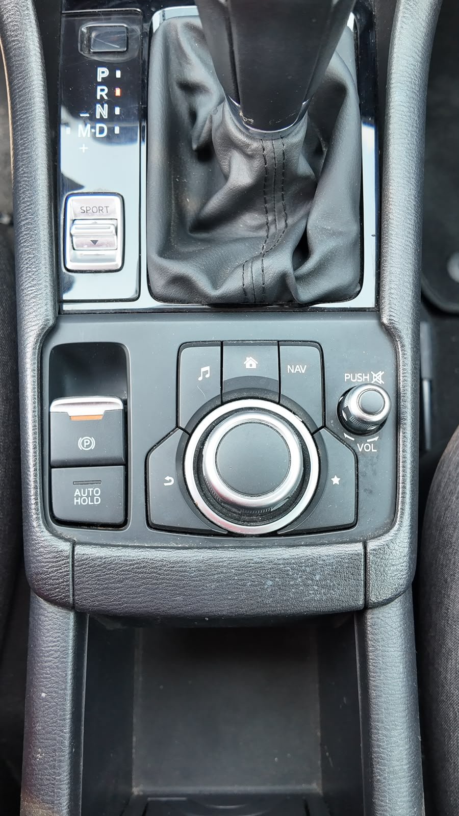 
								2024 Mazda Cx3 full									