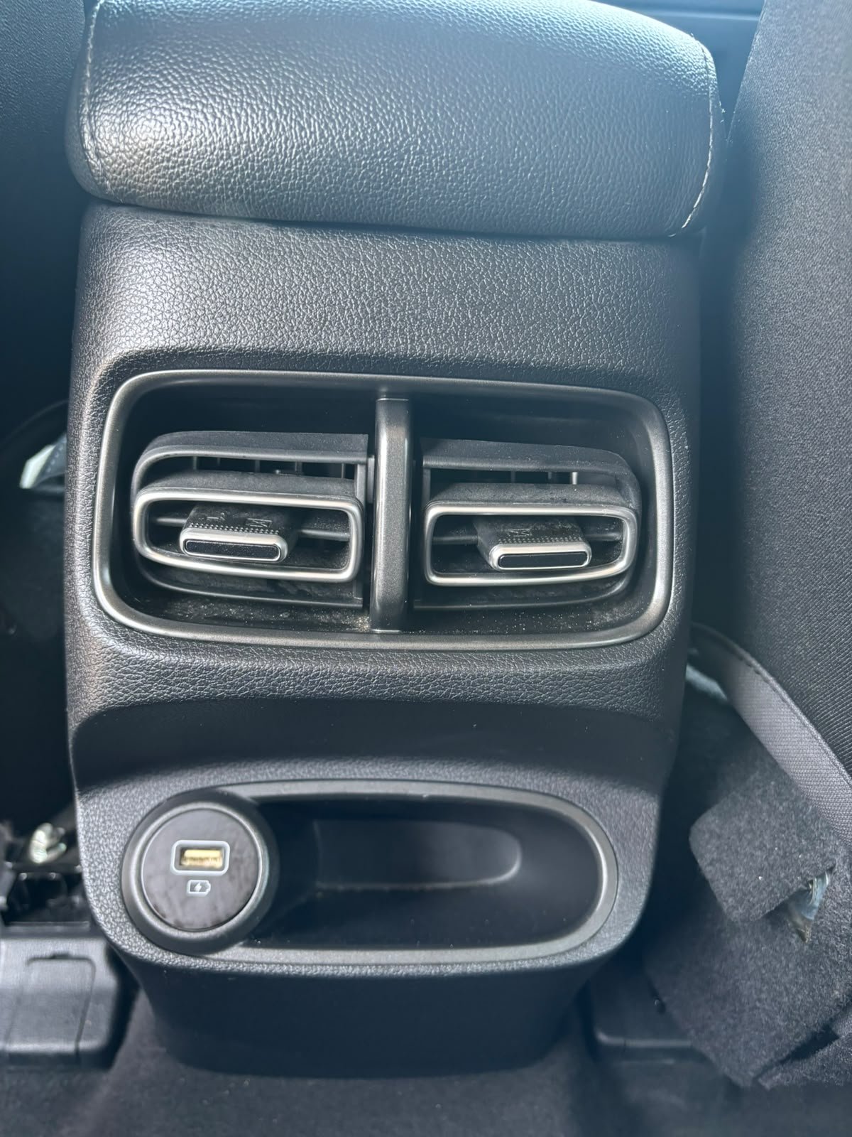 
								2024 Hyundai Creta 1.5L full									