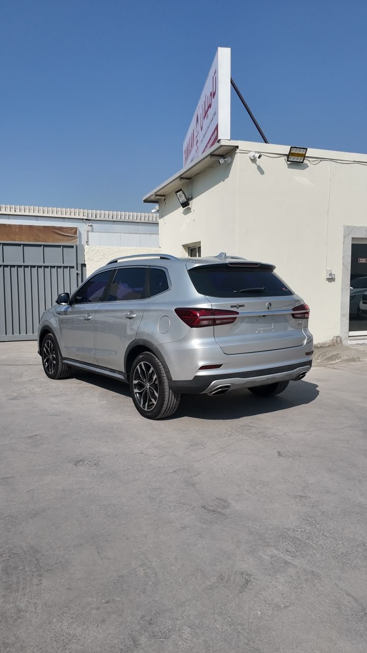 
								2019 Mg Rx5 Awd full									
