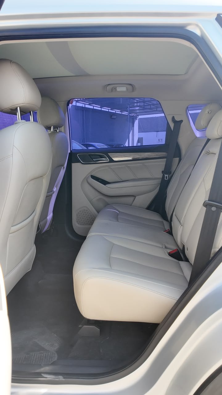 
								2019 Mg Rx5 Awd full									