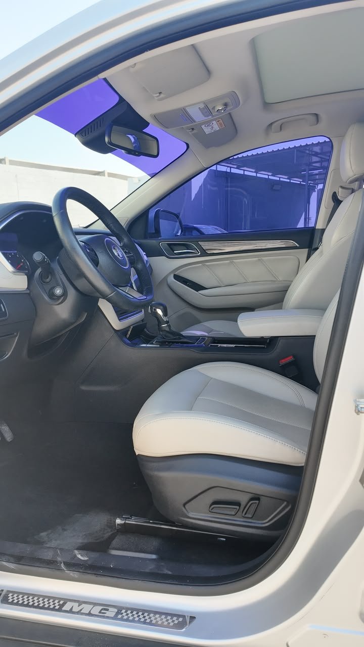
								2019 Mg Rx5 Awd full									
