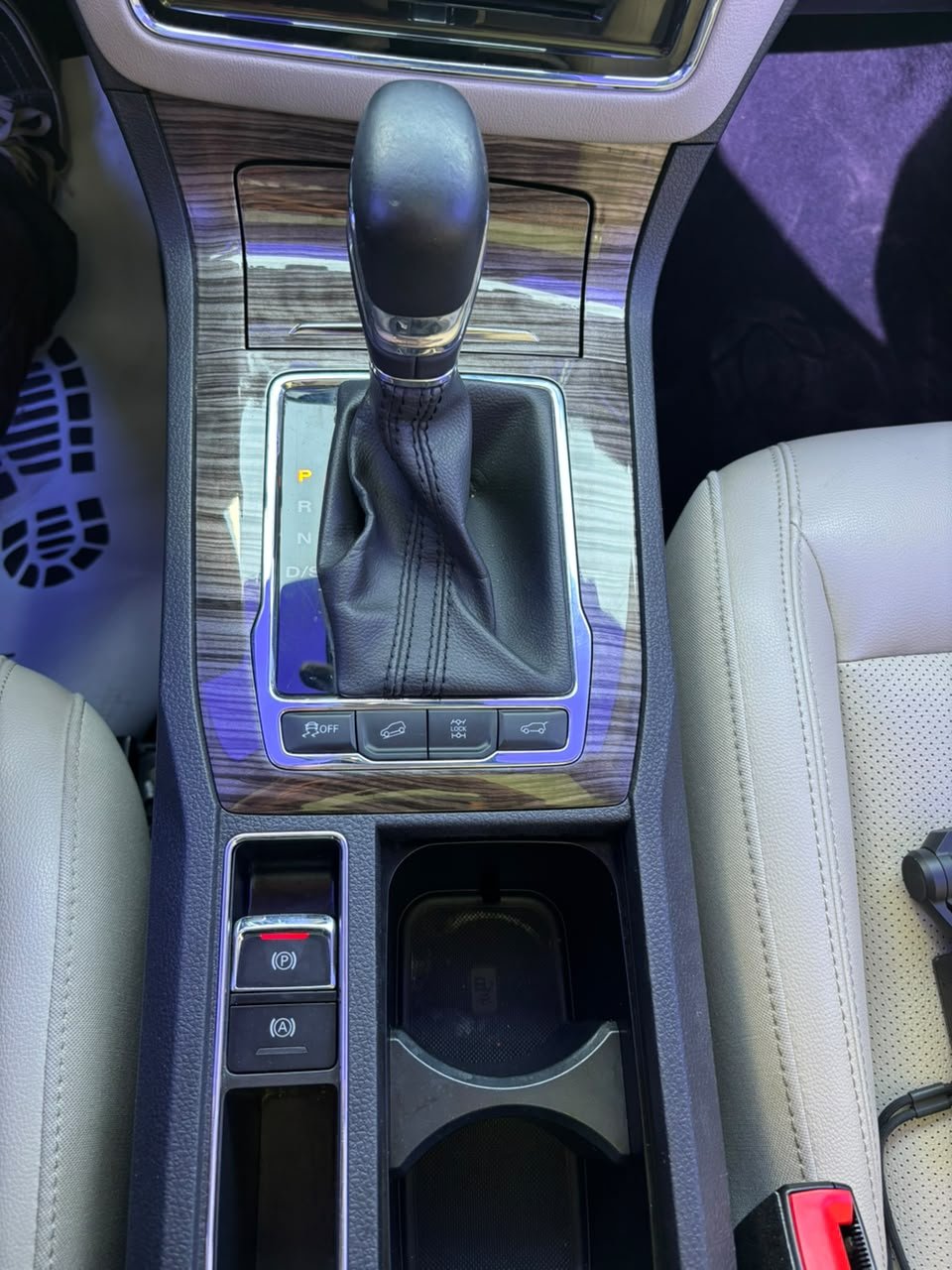 
								2019 Mg Rx5 Awd full									