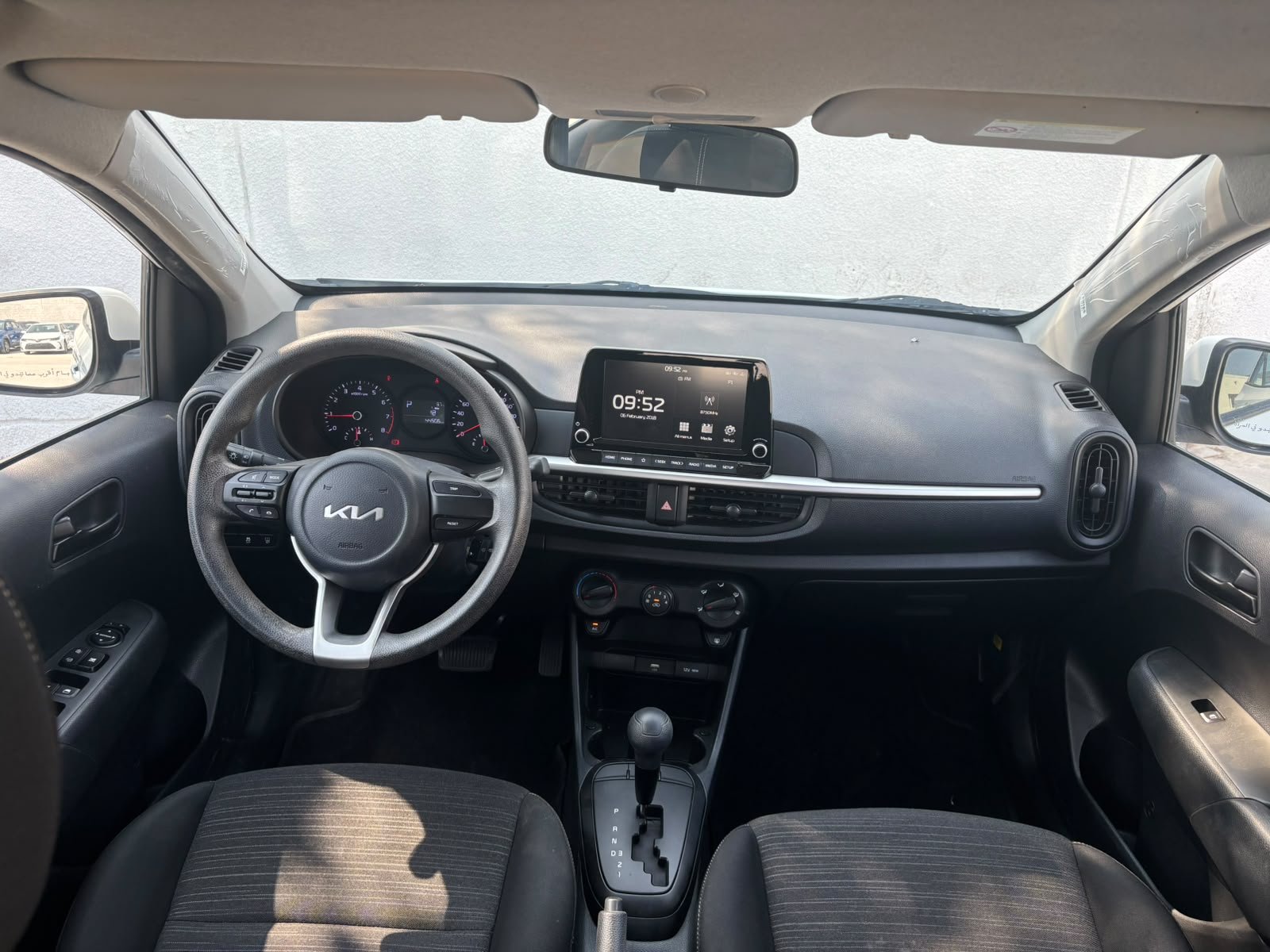 
								2023 Kia Picanto full									
