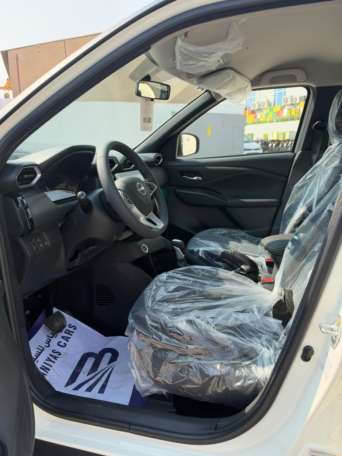 
								Nissan Magnite Turbo full									