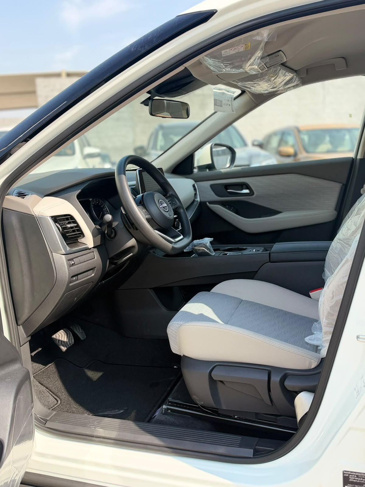 
								Nissan X-trail S full									