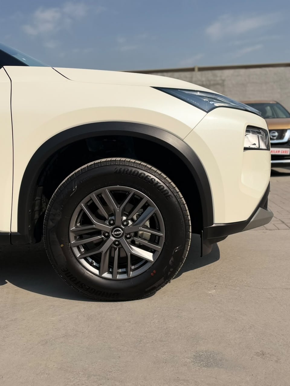 
								Nissan X-trail S full									