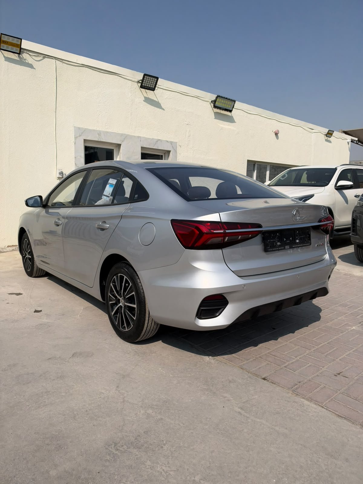 
								Mg Mg5 1.5L full									
