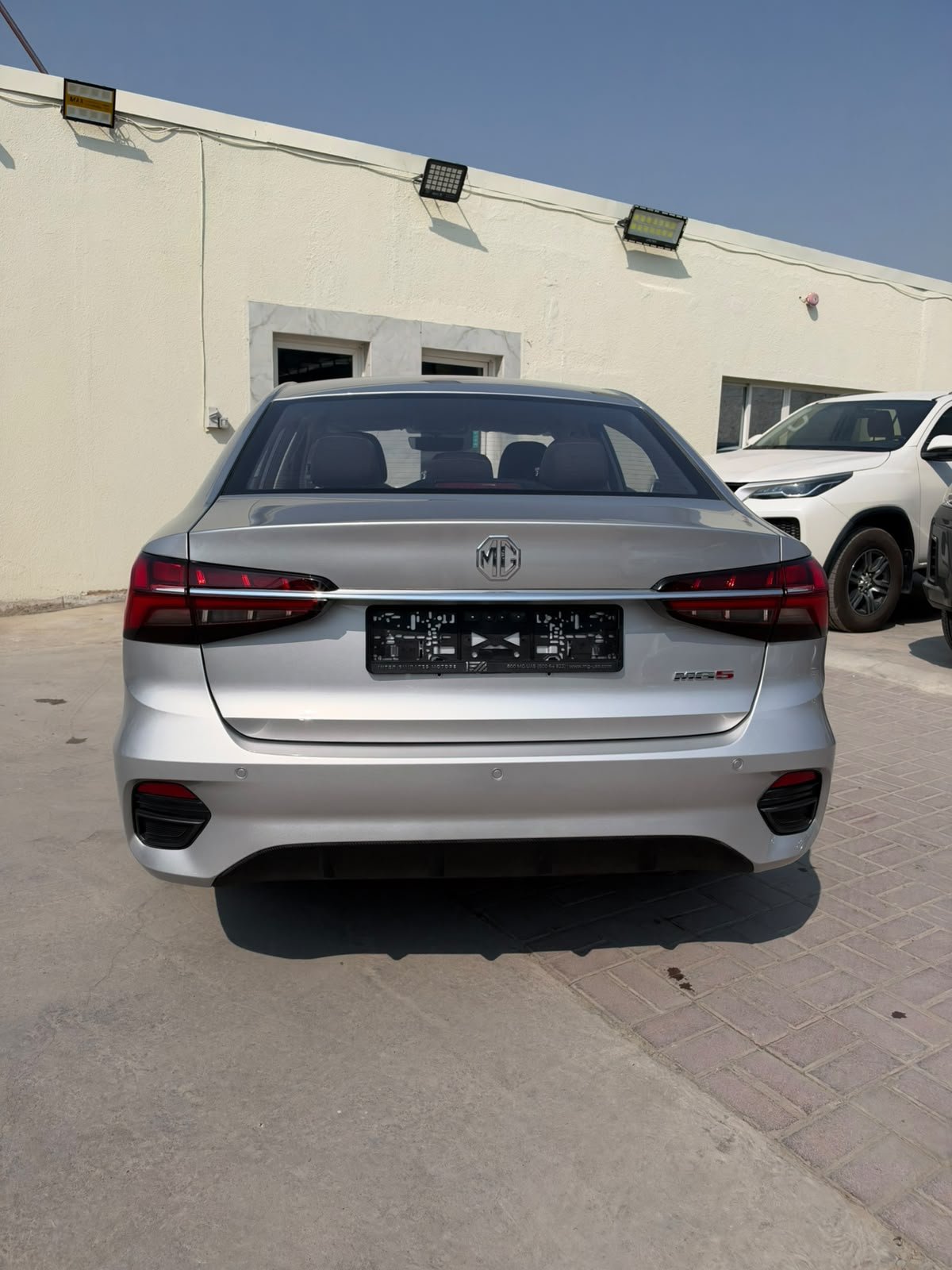 
								Mg Mg5 1.5L full									