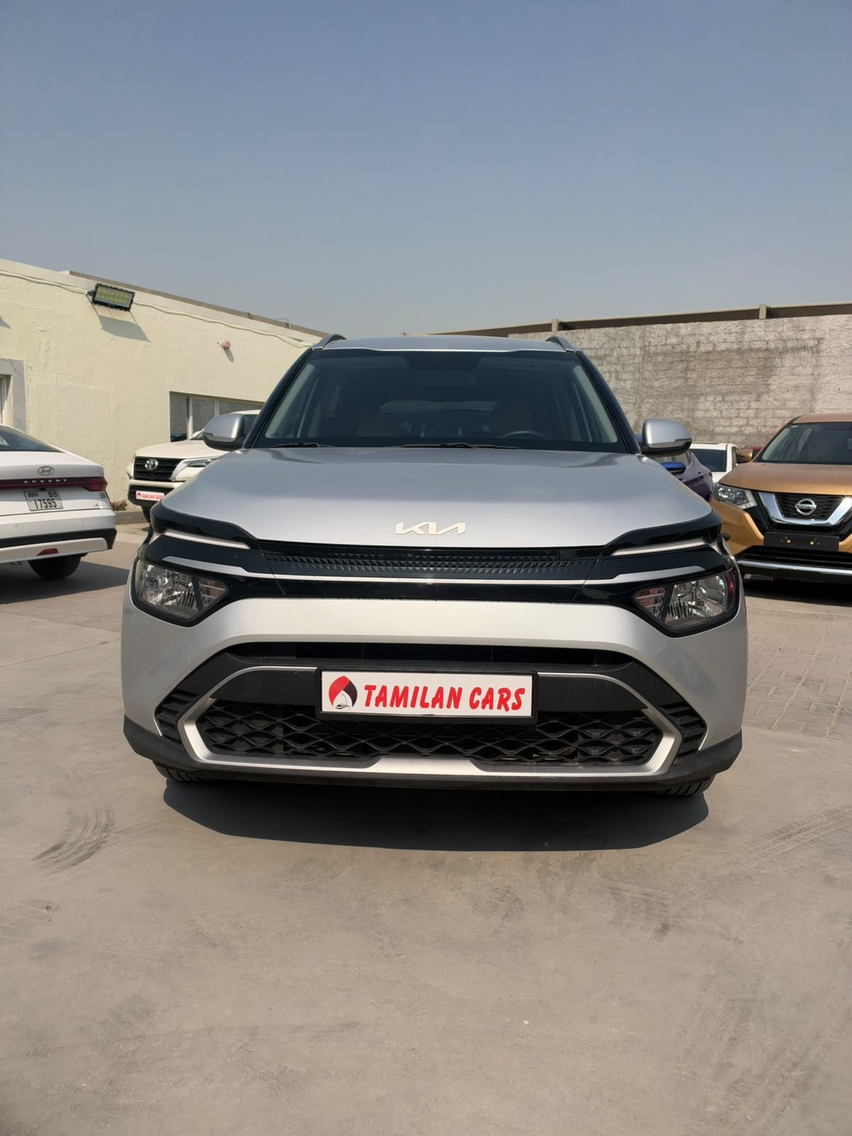 
								2023 KIA CARENS LX 1.5L full									